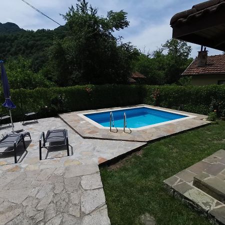 Villa Nanevi Teteven Εξωτερικό φωτογραφία