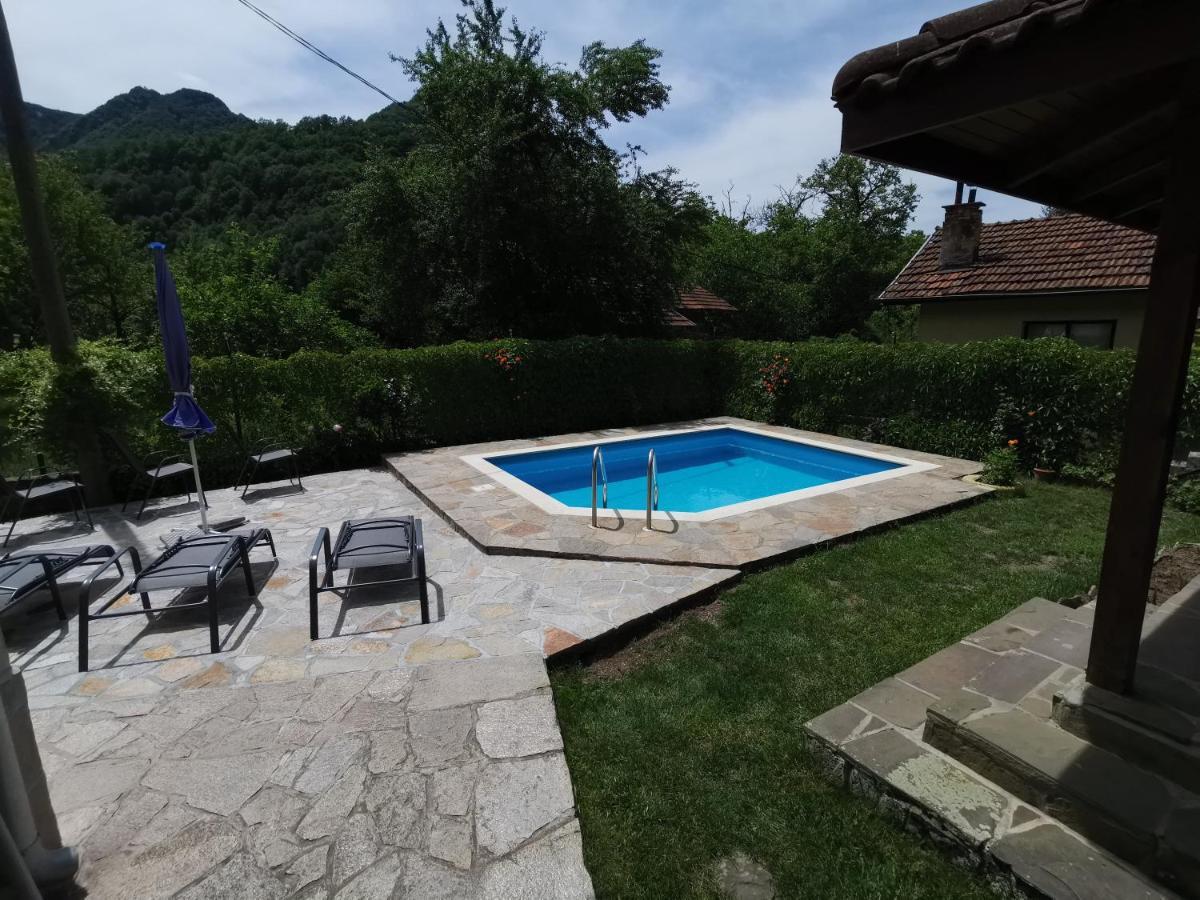Villa Nanevi Teteven Εξωτερικό φωτογραφία