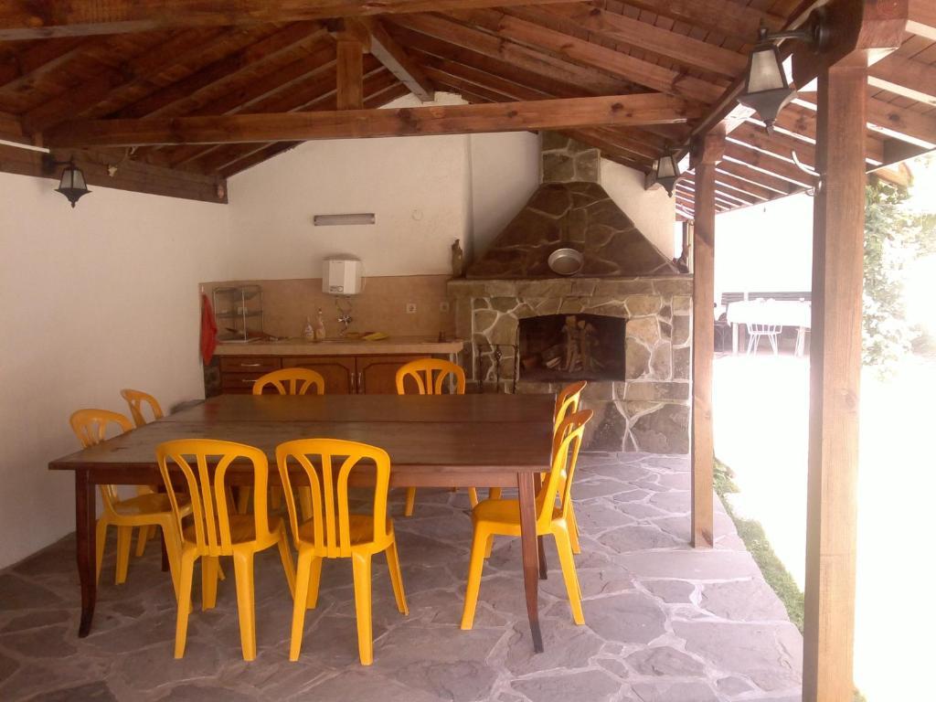 Villa Nanevi Teteven Εξωτερικό φωτογραφία