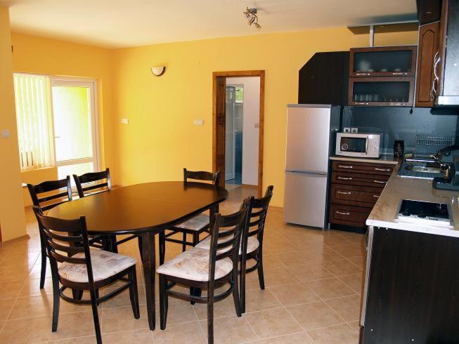 Villa Nanevi Teteven Δωμάτιο φωτογραφία