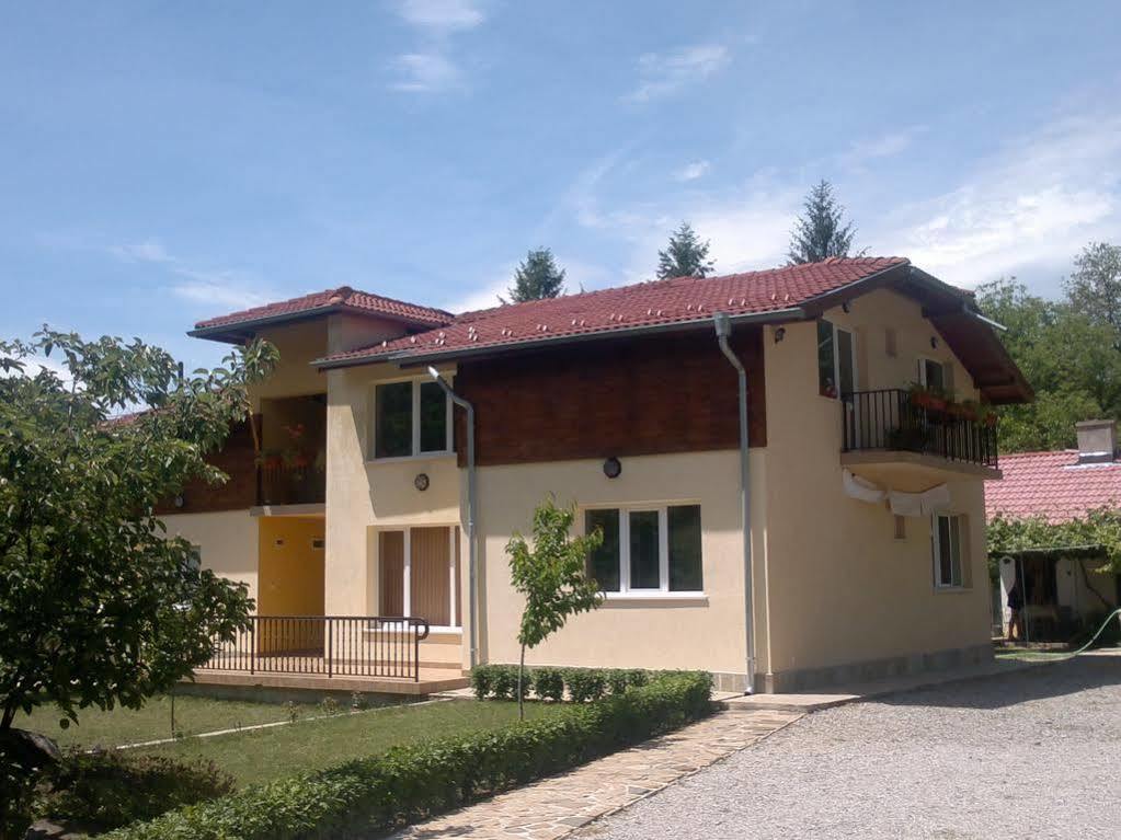 Villa Nanevi Teteven Εξωτερικό φωτογραφία